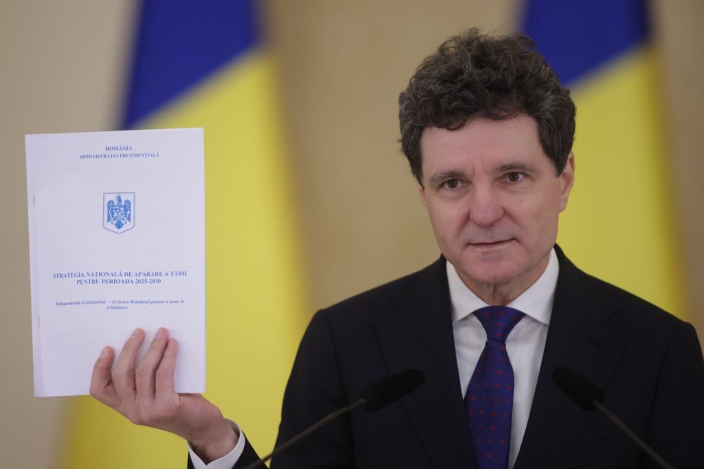 Președintele Nicușor Dan a salutat miercuri decizia Curții Constituționale (CCR) de a valida reforma pensiilor speciale ale magistraților, considerând această mutare un pas important către echitate în sistemul de pensii al funcționarilor publici
