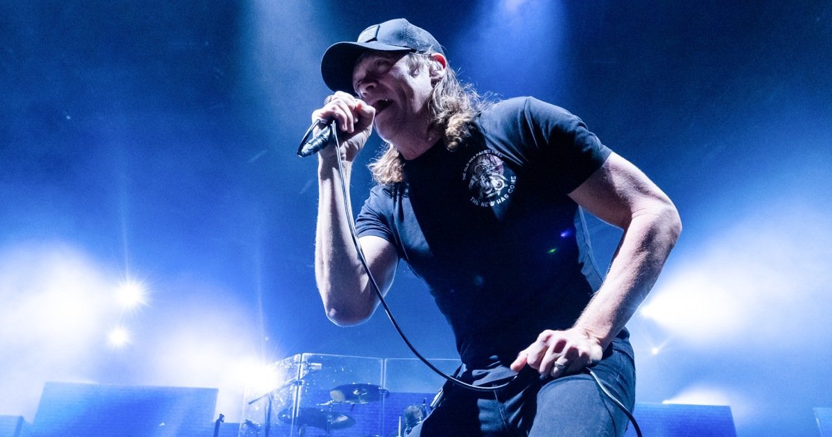 Brad Arnold, solistul trupei 3 Doors Down, a murit la 47 de ani Brad Arnold, cunoscut ca lider și co-fondator al formației rock 3 Doors Down, a încetat din viață la vârsta de 47 de ani, a anunțat trupa sâmbătă pe rețelele de socializare