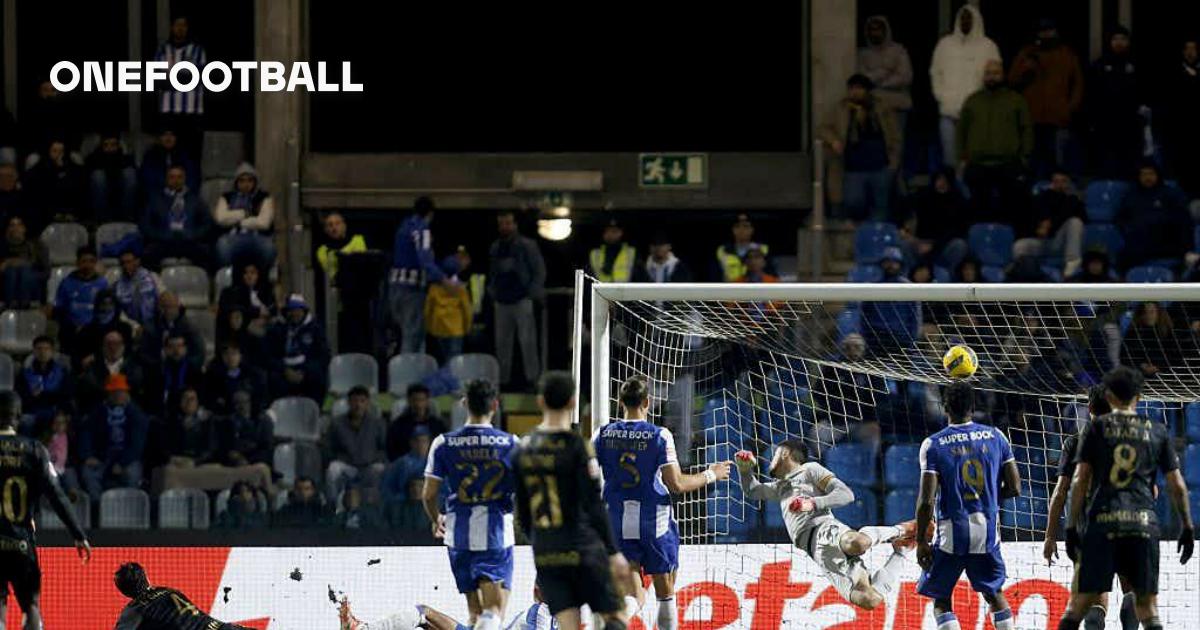 FC Porto suferă prima înfrângere în Liga Portugal 2025/26 FC Porto a cunoscut, luni seară, gustul amar al primelor puncte pierdute în Liga Portugal 2025/26, după ce a fost învinsă de Casa Pia cu scorul de 2-1