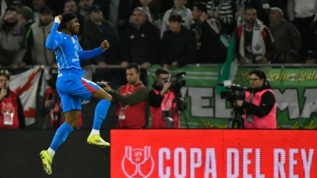 Ademola strălucește la Copa Mola: performanță de excepție!