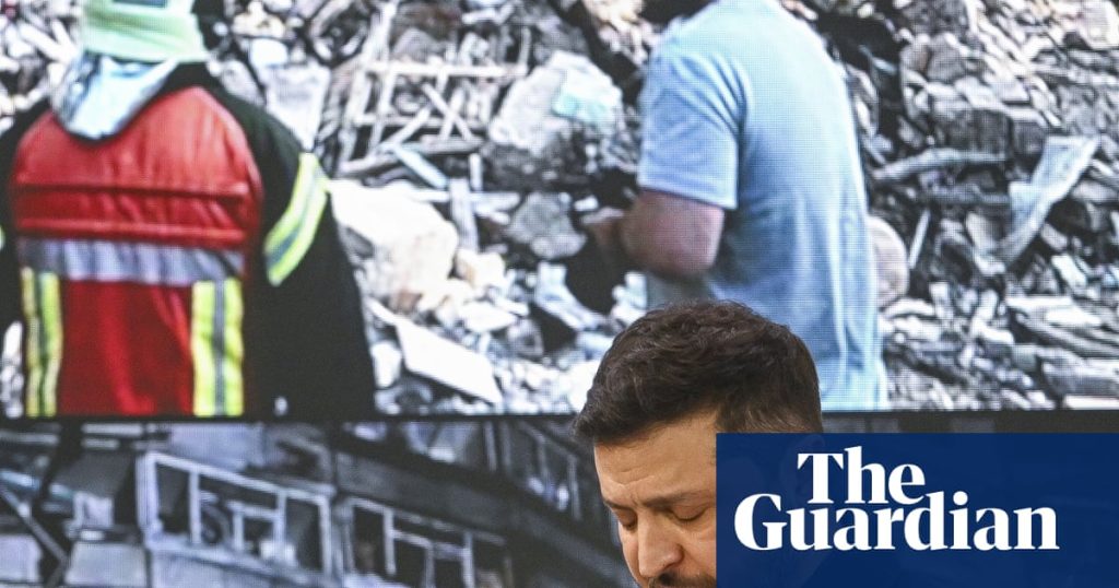 Zelenskyy, mesaj puternic la Conferința de Securitate de la München: „Putin este un sclav al războiului” Președintele ucrainean Volodymyr Zelenskyy a denunțat, sâmbătă, agresiunea rusească în cadrul unei intervenții la Conferința de Securitate de la München, explicând că Putin este un „sclav al războiului”