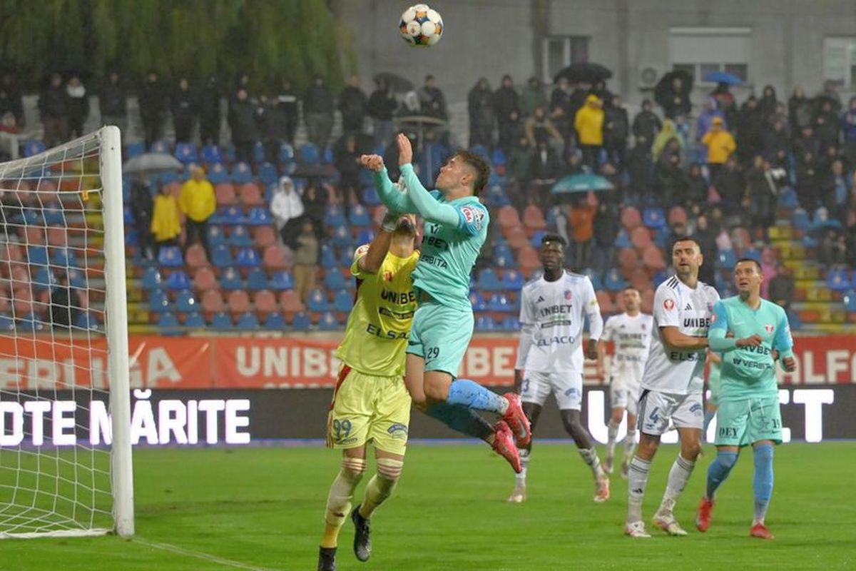 UTA și FC Botoșani se înfruntă pentru o șansă în play-off!