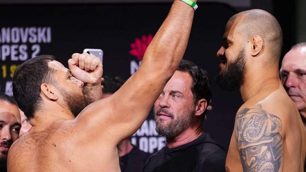 Tai Tuivasa și Tallison Teixeira, pregătiți pentru o confruntare incendiară la UFC 325 În acest weekend, Qudos Bank Arena din Sydney va fi gazda unui duel intens pe tabloul principal al UFC 325, unde Tai Tuivasa o va înfrunta pe Tallison Teixeira