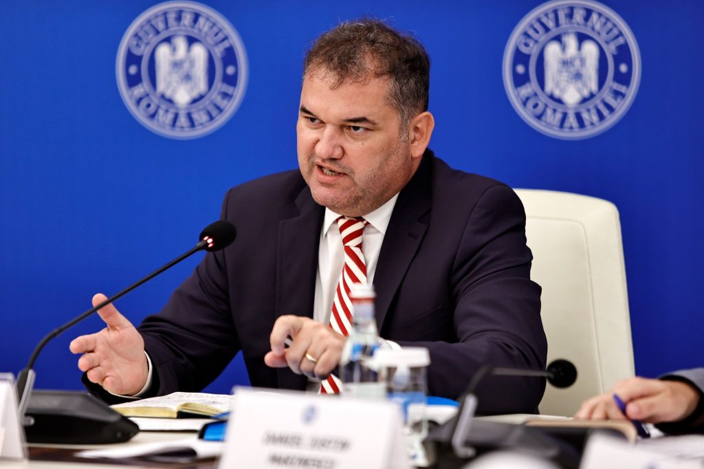 Suspendare permis pentru neplata amenzilor rutiere: Detalii de la Ministrul Dezvoltării Guvernul a adoptat o ordonanță de urgență care introduce modificări radicale pentru cei care nu-și plătesc amenzile de circulație