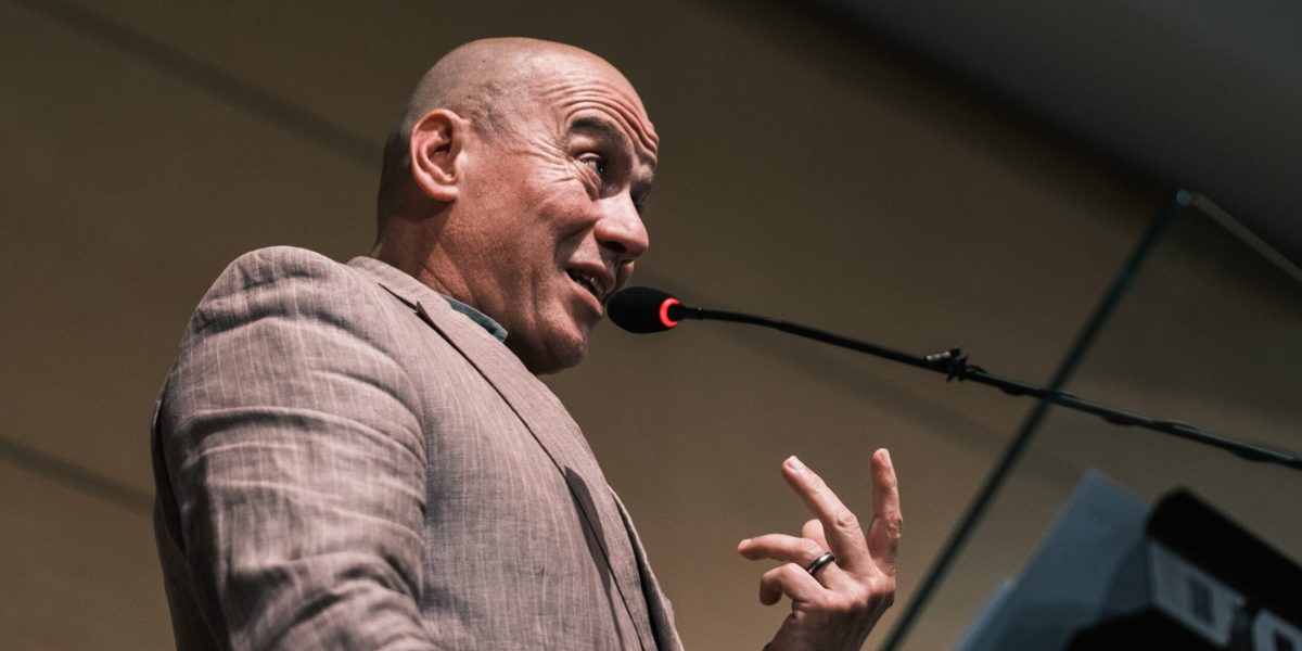 Demeter-Andras-Istvan-scaled-e1765906795326.jpg - JurnalUrban