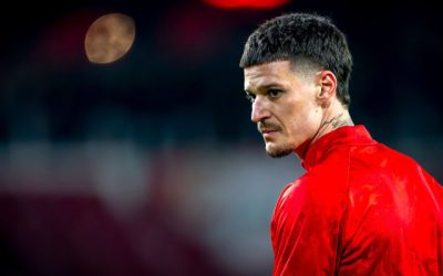 Lovitură: Dennis Man, OUT!