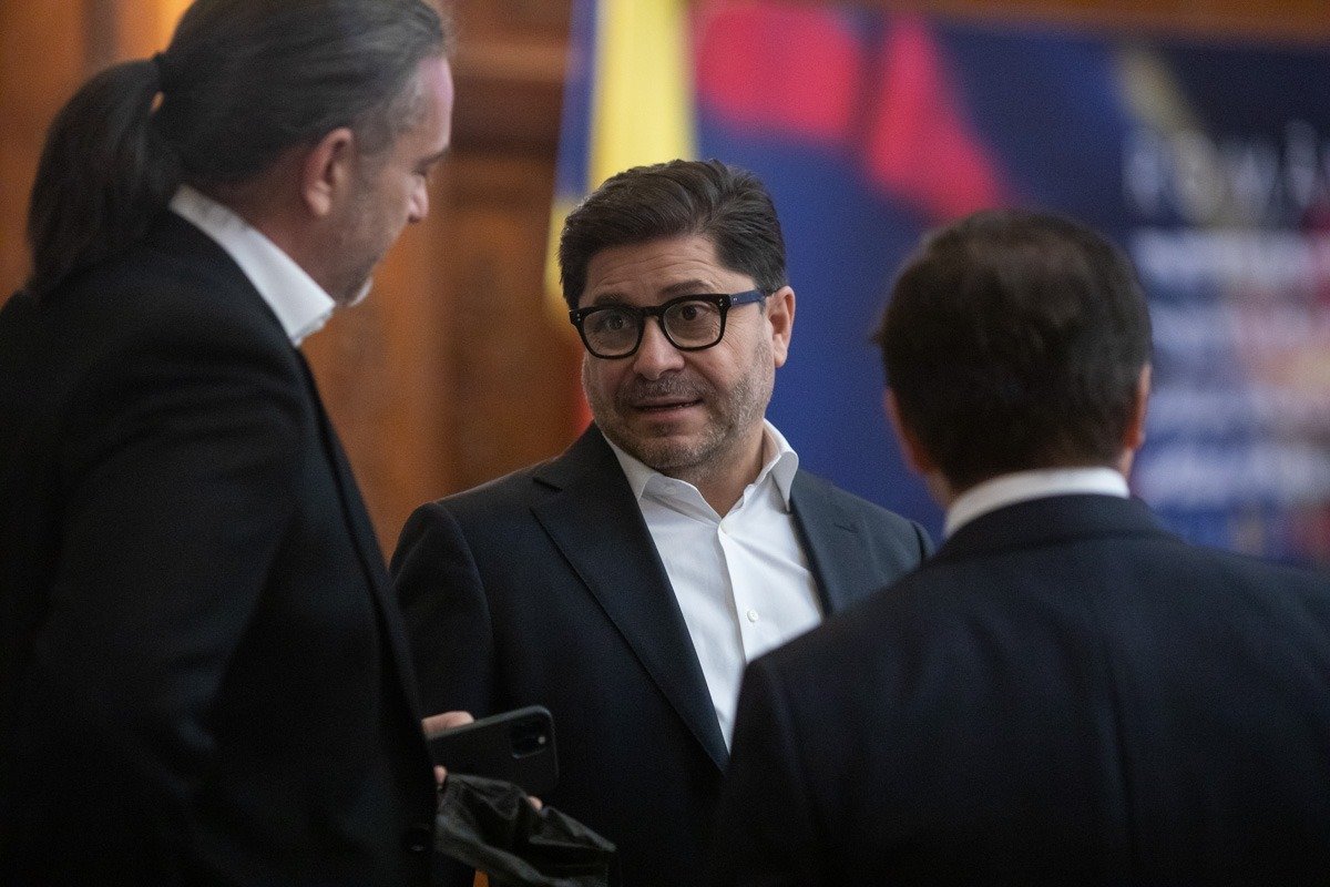Procurorii DNA au efectuat marți percheziții la sediul grupului Gramet, controlat de Gruia Stoica, în cadrul unei anchete care vizează posibile fapte de corupție și management defectuos