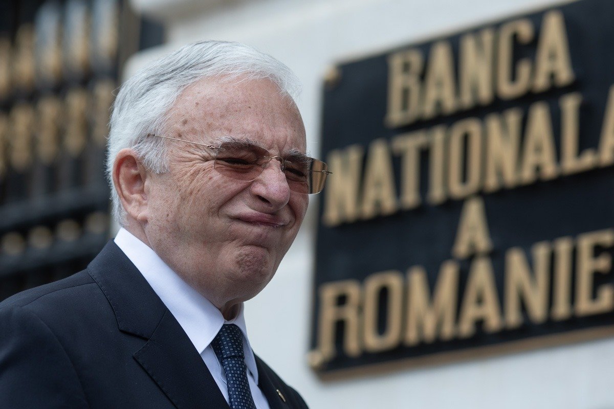 Mugur Isărescu avertizează asupra riscurilor creșterii economice bazate pe facilități fiscale pe termen lung Guvernatorul Băncii Naționale a României, Mugur Isărescu, a emis o poziție clară și retorică cu privire la strategia de dezvoltare economică a țării