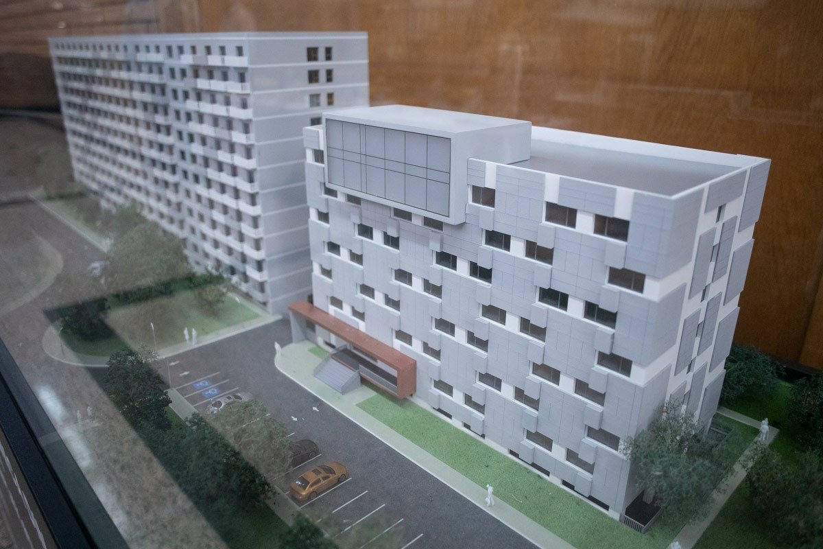 Universitatea Națională de Știință și Tehnologie Politehnica București va inaugura în curând un nou cămin studențesc în complexul Regie, un proiect ambițios menit să accelereze reorganizarea infrastructurii pentru tinerii care urmează cursurile celei mai mari instituții de învățământ tehnic din România