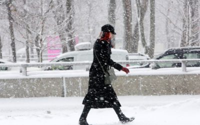 Meteorologii anunță ger, ninsori și strat de zăpadă de 9 centimetri în București. Prognoza pentru următoarele zile