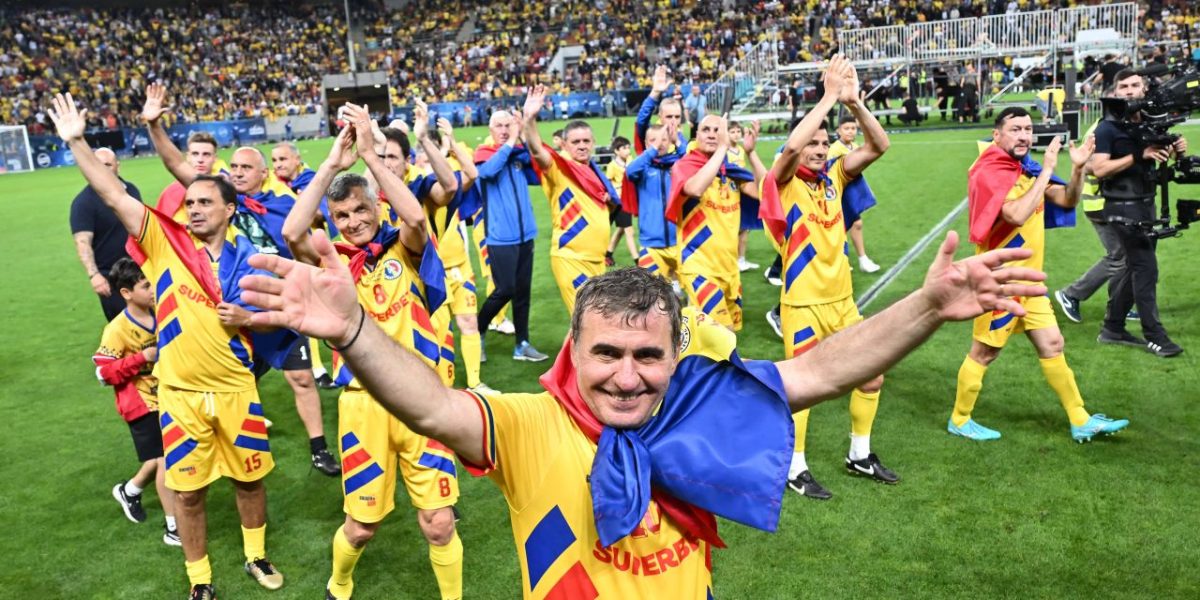 Gheorghe Hagi, „Regele fotbalului românesc”, a împlinit 61 de ani. Fotografii inedite din cariera sa. FOTO