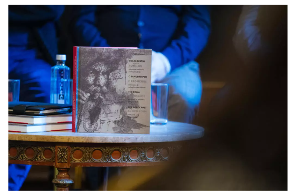 ICR Londra organizează o dezbatere dedicată memoriei Holocaustului romilor, atrăgând un record de participare Institutul Cultural Român de la Londra a marcat Ziua Memorială Internațională a Holocaustului printr-un eveniment de amploare dedicat memoriei romilor persecutati în timpul celui de-Al Doilea Război Mondial