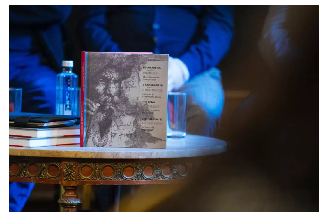 ICR Londra organizează o dezbatere dedicată memoriei Holocaustului romilor, atrăgând un record de participare Institutul Cultural Român de la Londra a marcat Ziua Memorială Internațională a Holocaustului printr-un eveniment de amploare dedicat memoriei romilor persecutati în timpul celui de-Al Doilea Război Mondial