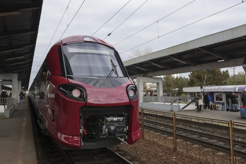De la 1 martie, România a marcat o nouă etapă în dezvoltarea infrastructurii feroviare, odată cu introducerea celor două trenuri InterRegio operate de CFR Călători, echipate cu rame moderne Alstom Coradia