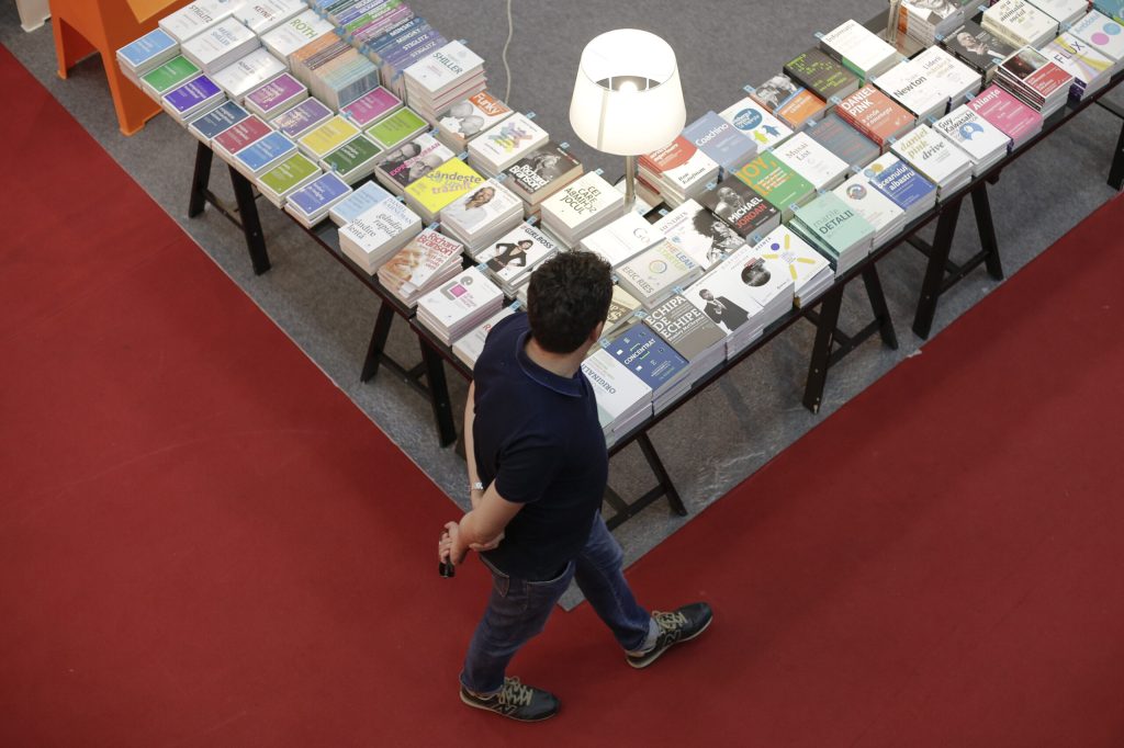 Biblioteca Metropolitană București organizează un eveniment muzical și literar de Ziua Internațională a Cititului Împreună