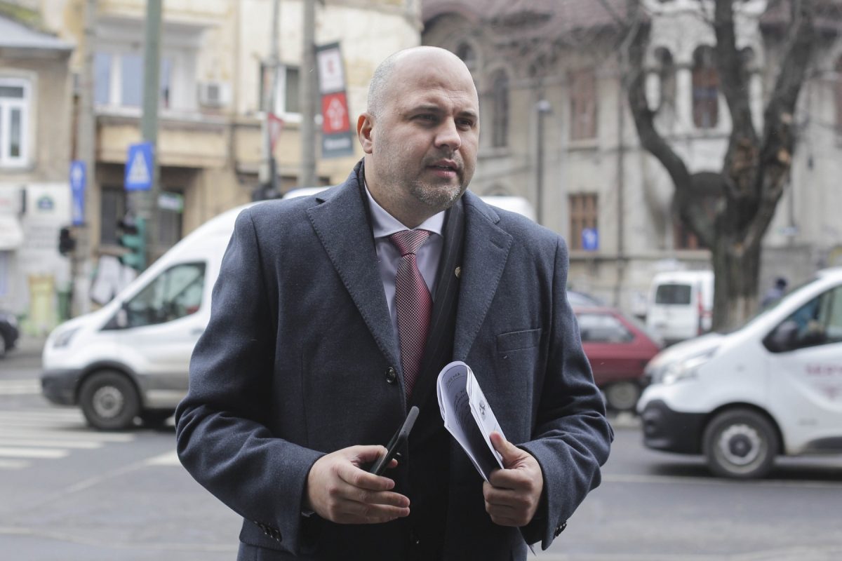 Emanuel Ungureanu avertizează asupra posibilității ca Voineag să răsplătească pe Ciolacu, închizând dosarele Nordis, Bodog și Tudorache
