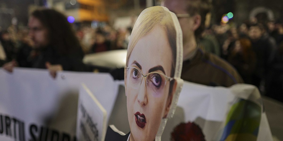 INSTANT_PROTEST_CSM_05_INQUAM_Photos_Octav_Ganea.jpg - JurnalUrban