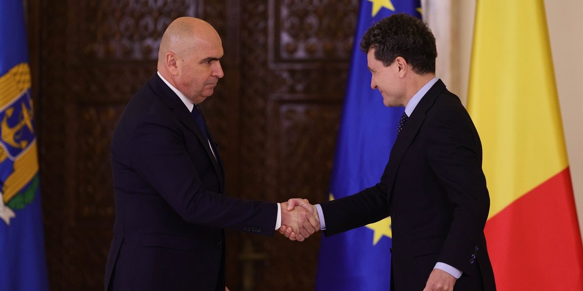 Ilie-Bolojan-Nicusor-Dan-depunere-juramant.jpg - JurnalUrban