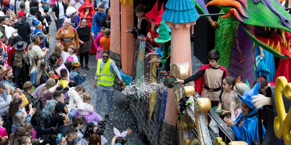 Imagen-de-archivo-de-una-Cabalgata-Infantil.webp.webp - JurnalUrban