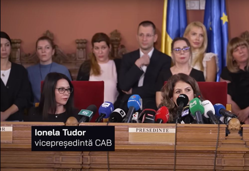 Secția pentru judecători a Consiliului Superior al Magistraturii (CSM) analizează în aceste zile solicitarea de pensionare a judecătoarei Ionela Tudor, vicepreședinte al instanței și șefă a Secției de contencios administrativ și fiscal