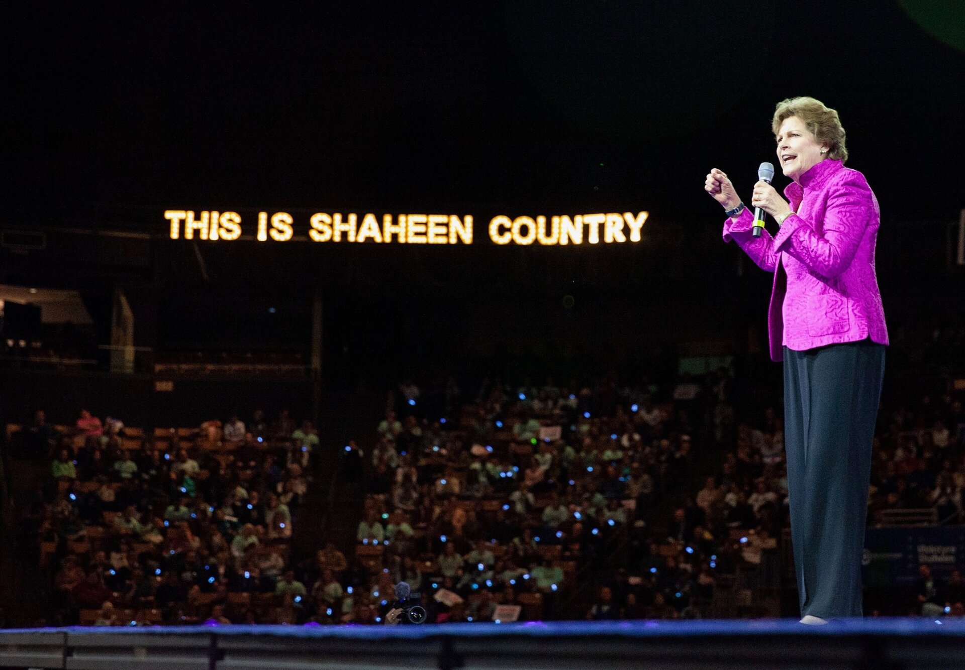 România și Statele Unite reafirmă prietenia strategică: oficiali americani la București pentru consolidarea parteneriatului Vizita unui oficial de rang înalt din Congresul american la București a întărit mesajul de prietenie și sprijin reciproc dintre România și Statele Unite