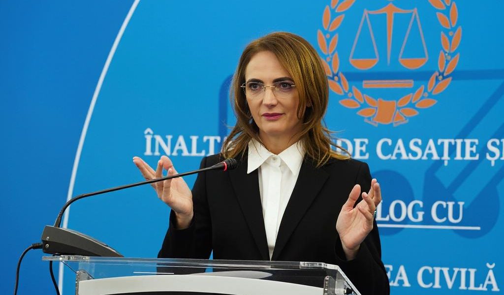 Lia-Savonea-sefa-Inaltei-Curti.jpeg - JurnalUrban