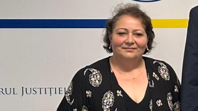 Vorbe de fumoar – 15.02.206 – Magistrații colectează donații pentru copii Vorbe de fumoar – 15.02.206 – Magistrații colectează donații pentru copii