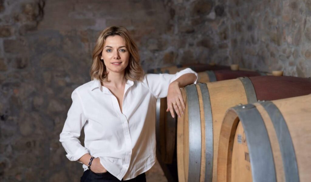 Marinela-Ardelean-expert-in-vin-1024x800-1.jpg - JurnalUrban