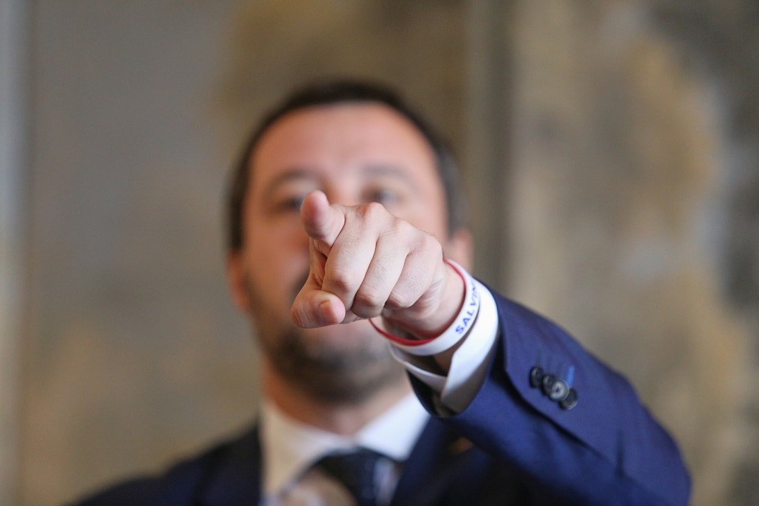 Trenurile din centrul Italiei au fost perturbrate serios sâmbătă dimineața, într-un nou episod de sabotaj care a afectat traficul feroviar în timpul Jocurilor Olimpice de iarnă, perturbând alte planuri și rutina călătorilor din această zonă