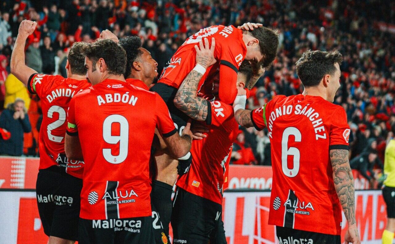 RCD Mallorca, victorie zdrobitoare în fața Sevilliei, cu un Johan Mojica de nota zece RCD Mallorca a obținut o victorie categorică în LaLiga, învingând Sevilla FC cu scorul de 4-1 pe teren propriu