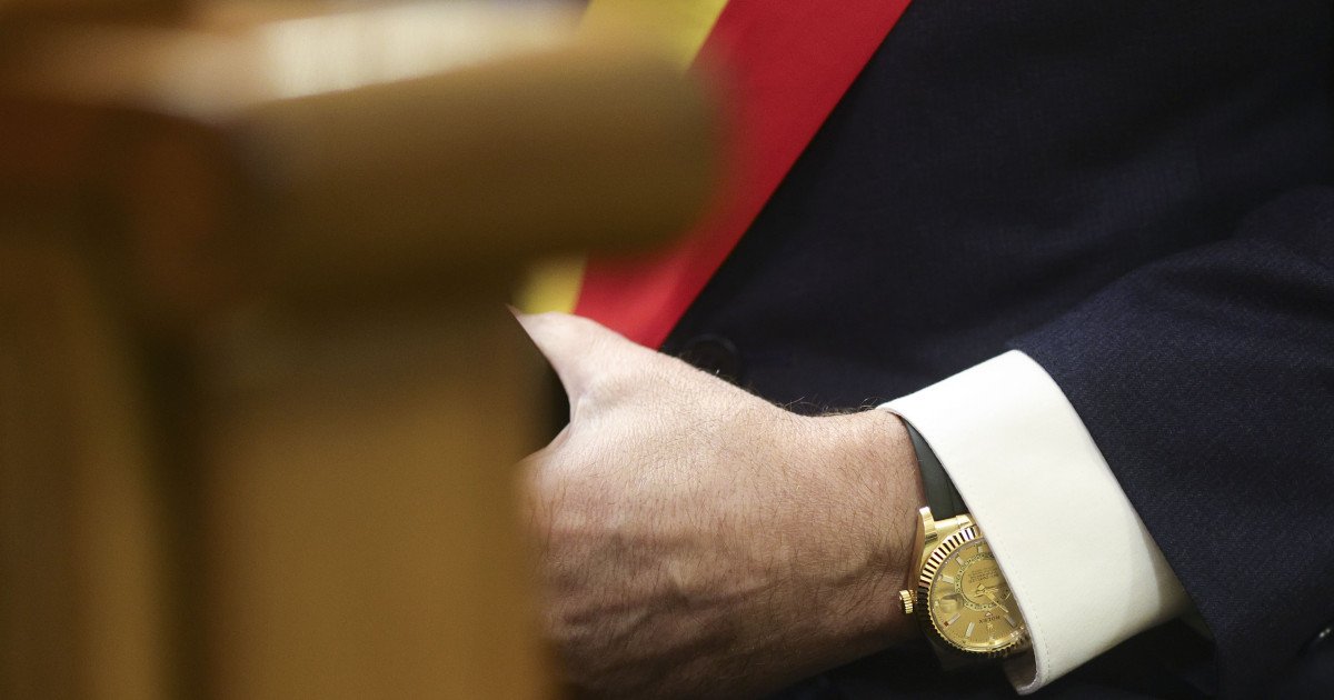 Primar scandalizat de tăieri, cu Rolex de 30.000 de euro: „Ce problemă?”