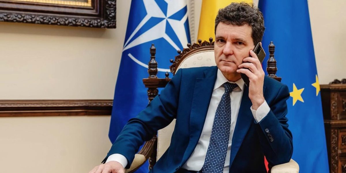 Nicusor-Dan.jpg - JurnalUrban