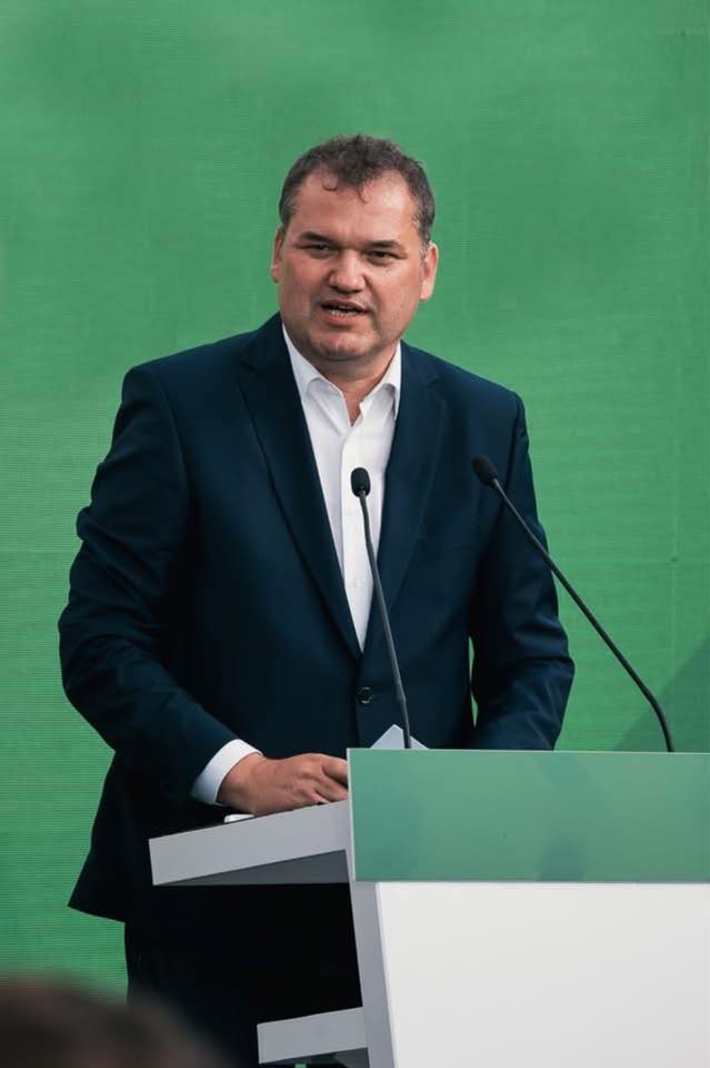 Ministrul Dezvoltării, Cseke Attila, a anunţat marţi că numărul poliţiştilor locali va scădea la nivel naţional în urma modificărilor aduse prin ordonanţa de urgenţă privind reforma administraţiei