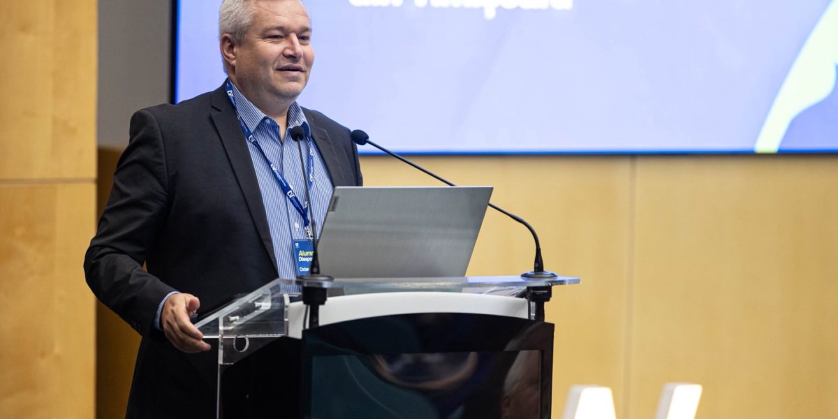 Octavian-Bunoiu-UVT-Fb-16-10-2025.jpg - JurnalUrban