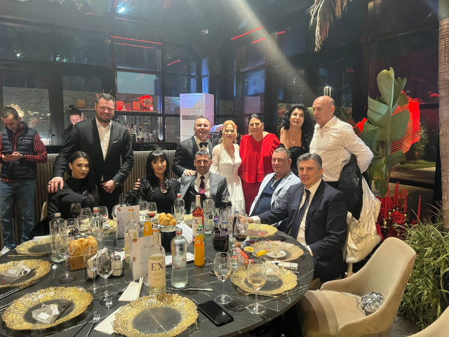 Certați, Florin Prunea și Ionuț Chirilă au dat "nas în nas", la nunta lui Florentin Petre. Scene memorabile: "Băi, lasă-mă!"