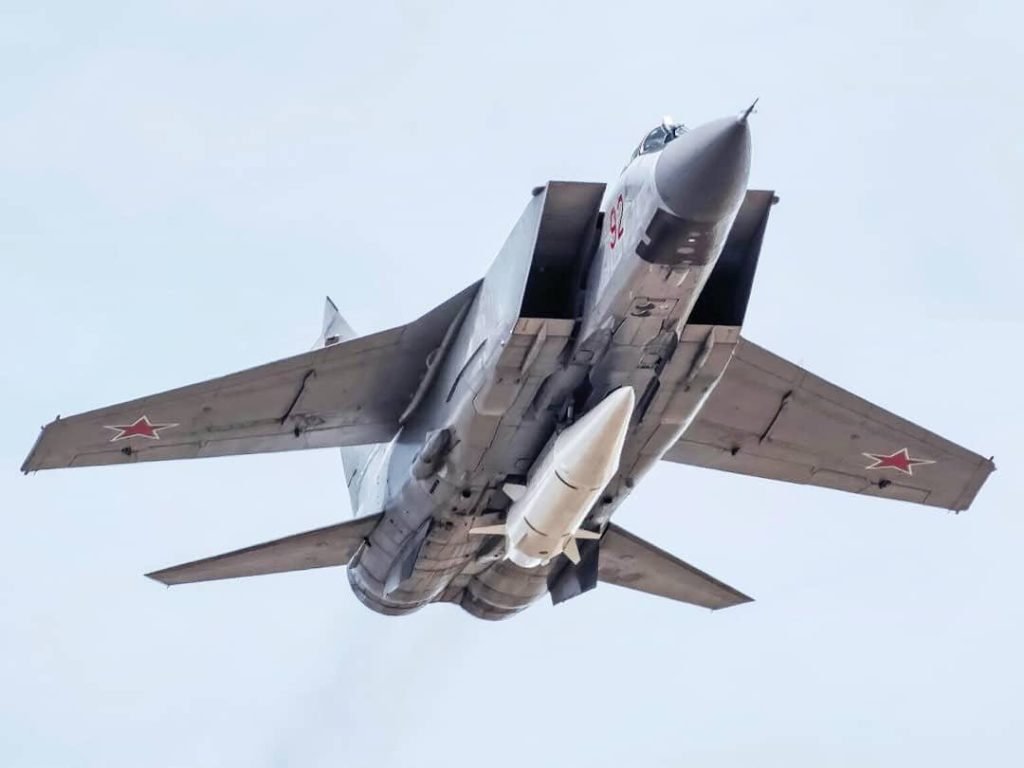 Russia Used Kinzhal on Lviv, Missiles Intercepted by Air Defense – Lviv Mayor