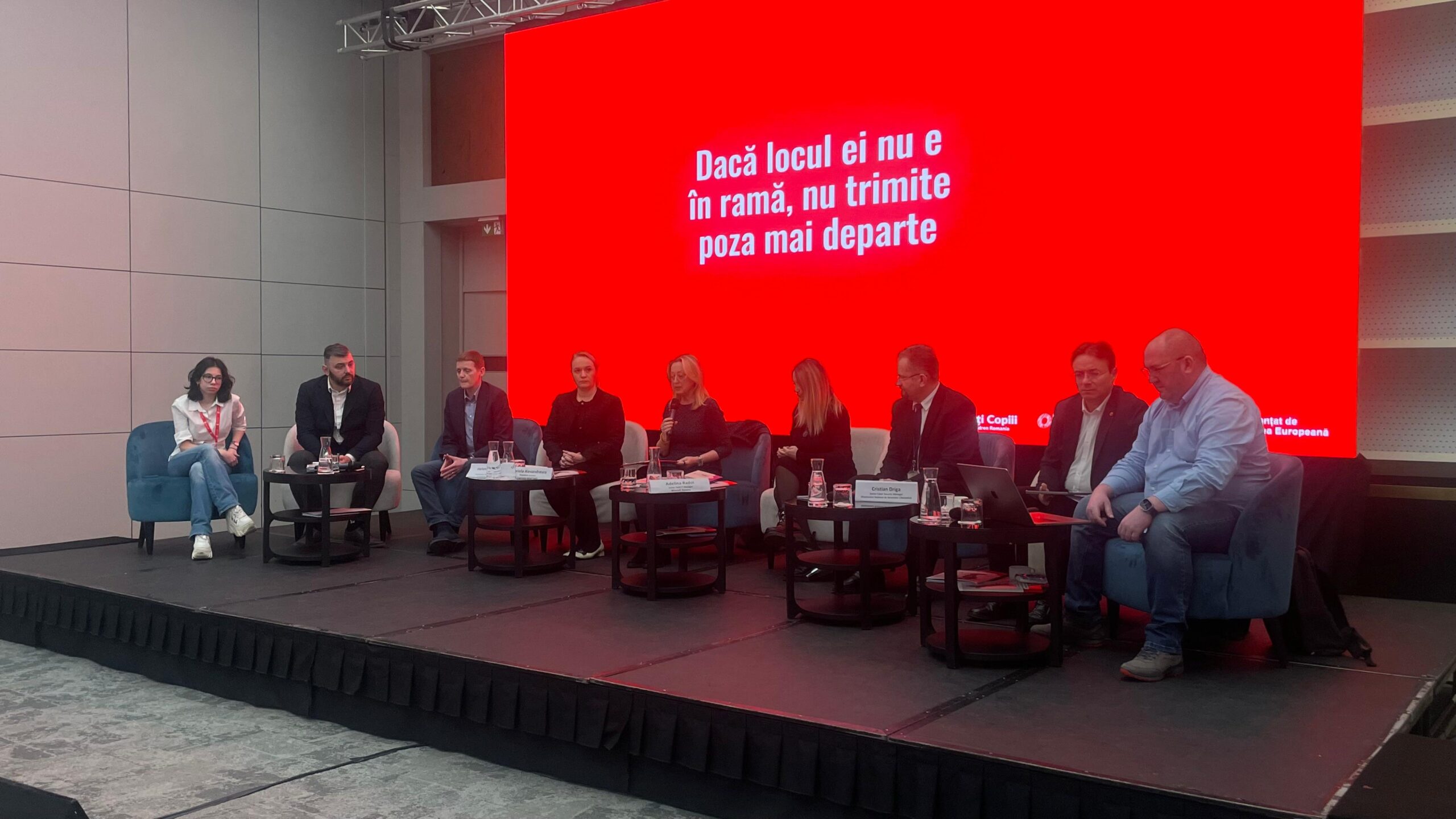 Copiii români petrec din ce în ce mai mult timp în mediul digital, deseori fără limite clare sau supraveghere parentală constantă, arată un nou studiu sociologic ce scoate la iveală preocupări tot mai stringente privind eficiența controalelor în era tehnologiei