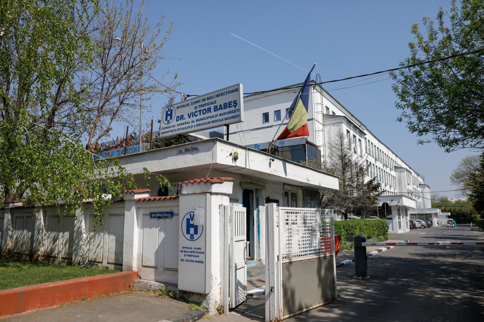 Firma care va efectua verificările electrice la Spitalul Victor Babeș, deși a fost aleasă printr-o procedură de achiziție directă, are o problemă majoră legată de autorizație