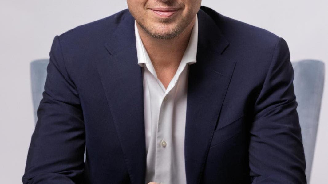 Thuma: Bolojan ne-a îndeamnat să susținem pe Geoană sau Lasconi - JurnalUrban