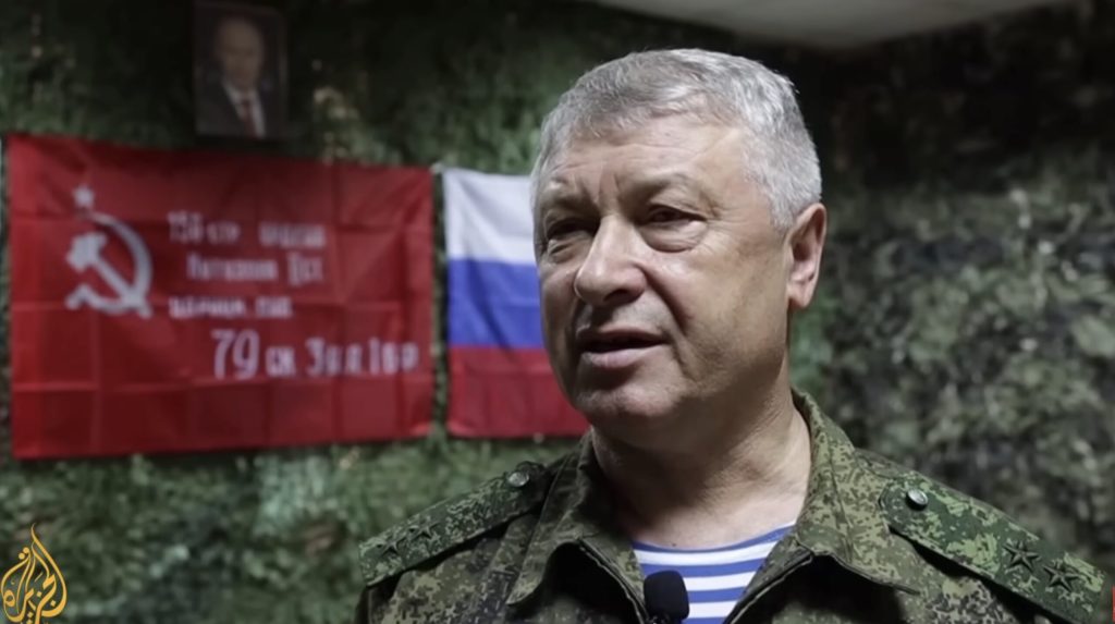 Grevă de optimist: general rus împuşcat, îngrijit la Moscova, îşi recapătă viaţa Vladimir Alekseiev, general rus implicat în conflictele din estul Ucrainei, a fost grav rănit vineri la Moscova, într-un incident care a stupefiat oficialii şi opinia publică din Rusia