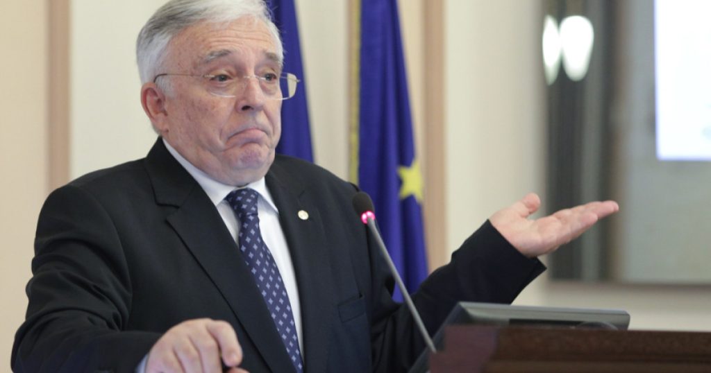 Mugur Isărescu avertizează: Riscuri de criză în HoReCa și comerț din cauza scăderii cererii Guvernatorul Băncii Naționale a României (BNR), Mugur Isărescu, a atras atenția asupra unei posibile crize în sectoarele HoReCa și comerț, într-o conferință de presă susținută miercuri