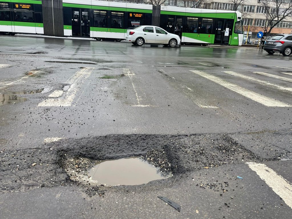 Primăriile din București au primit în ultimele zile un sprijin financiar de aproape 6.000 de euro, efectiv 29.767,5 lei, în urma controalelor derulate de Poliția Rutieră pentru verificarea stării drumurilor publice