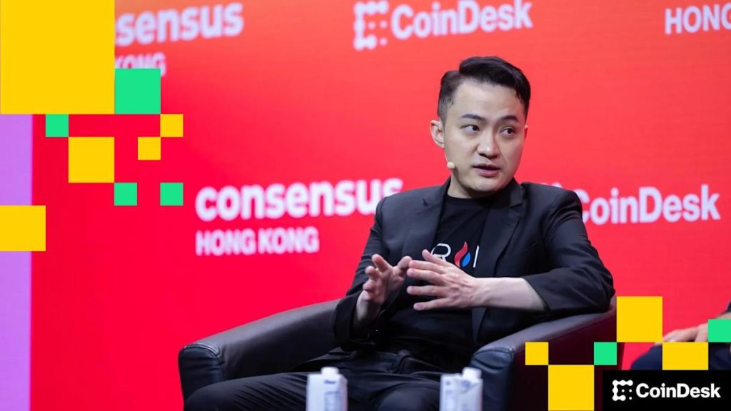 Justin Sun își propune să achiziționeze între 50 și 100 de milioane de dolari în Bitcoin Justin Sun, fondatorul Tron, a anunțat că intenționează să adauge între 50 și 100 de milioane de dolari în Bitcoin (BTC) la rezervele blockchain-ului său
