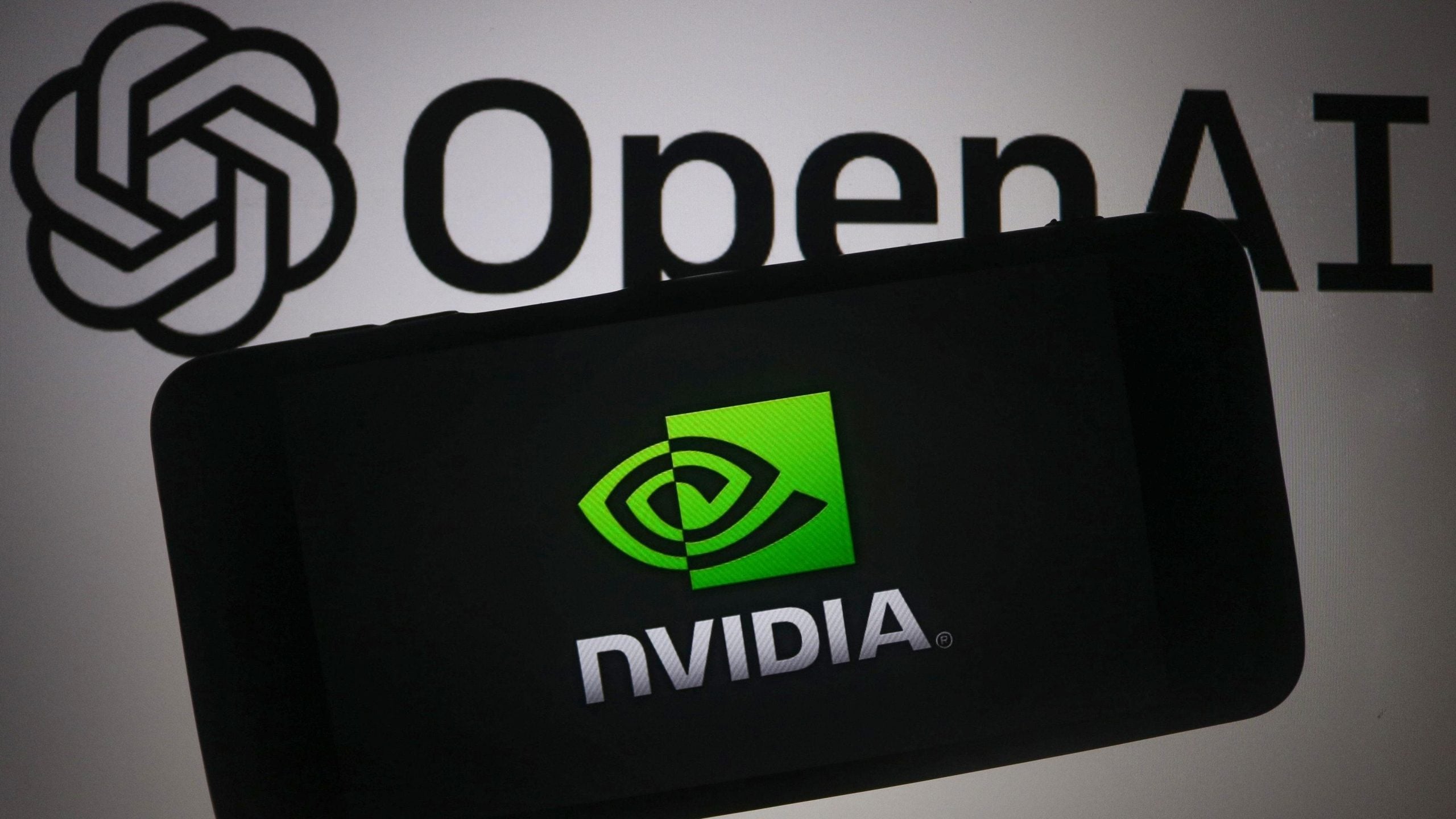 Alianța dintre Nvidia și OpenAI, una dintre cele mai spectaculoase și așteptate colaborări din industria globală a inteligenței artificiale, pare să fie în proces de destabilizare