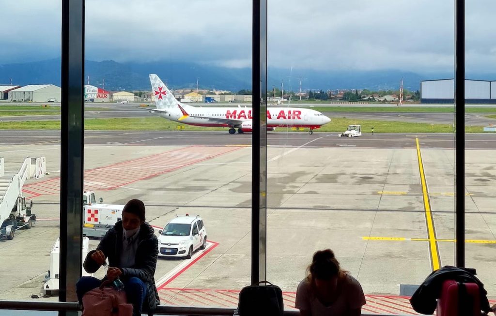 Ministerul Afacerilor Externe avertizează românii cu planuri de călătorie în Italia despre o greve majoră care va paraliza, temporar, traficul aerian pe întreg teritoriul peninsulei