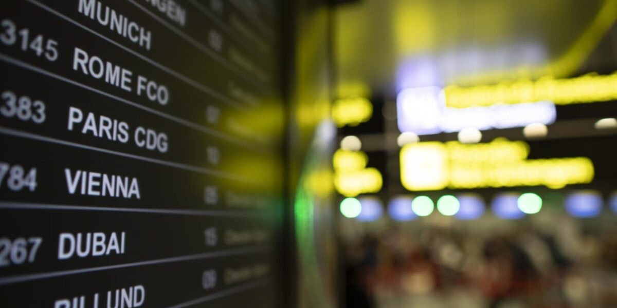 air-schengen-primii-pasageri-aeroport-otopeni-henri-coanda-calatori-concediu-plecari-sosiri-4-e17118.jpeg - JurnalUrban