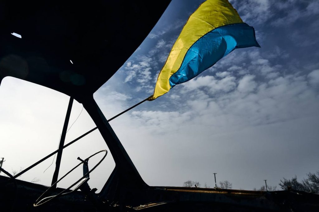 Ucraina pregătește alegerile prezidențiale, dacă va fi convenit un armistițiu temporar Președintele Ucrainei, Volodimir Zelenski, a anunțat sâmbătă, la Conferința de Securitate de la Munchen, că țara sa este dispusă să organizeze alegeri prezidențiale în cazul în care va fi convenit un armistițiu de două luni
