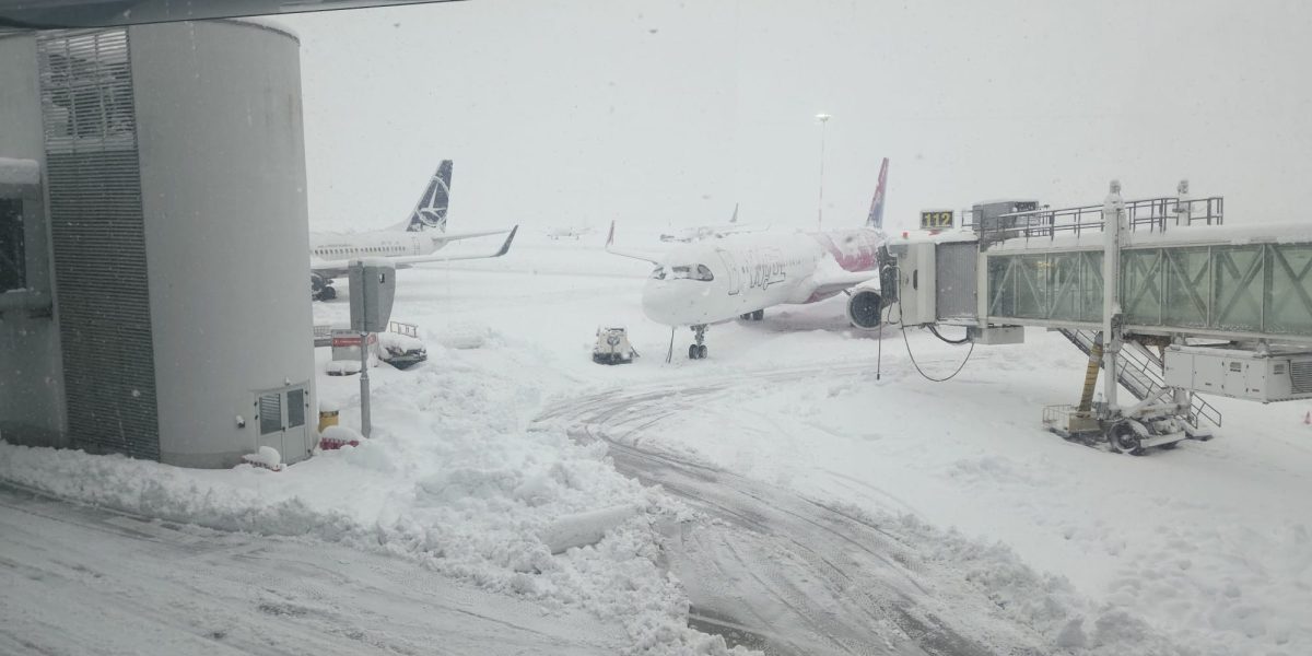 avionaeroport.jpeg - JurnalUrban