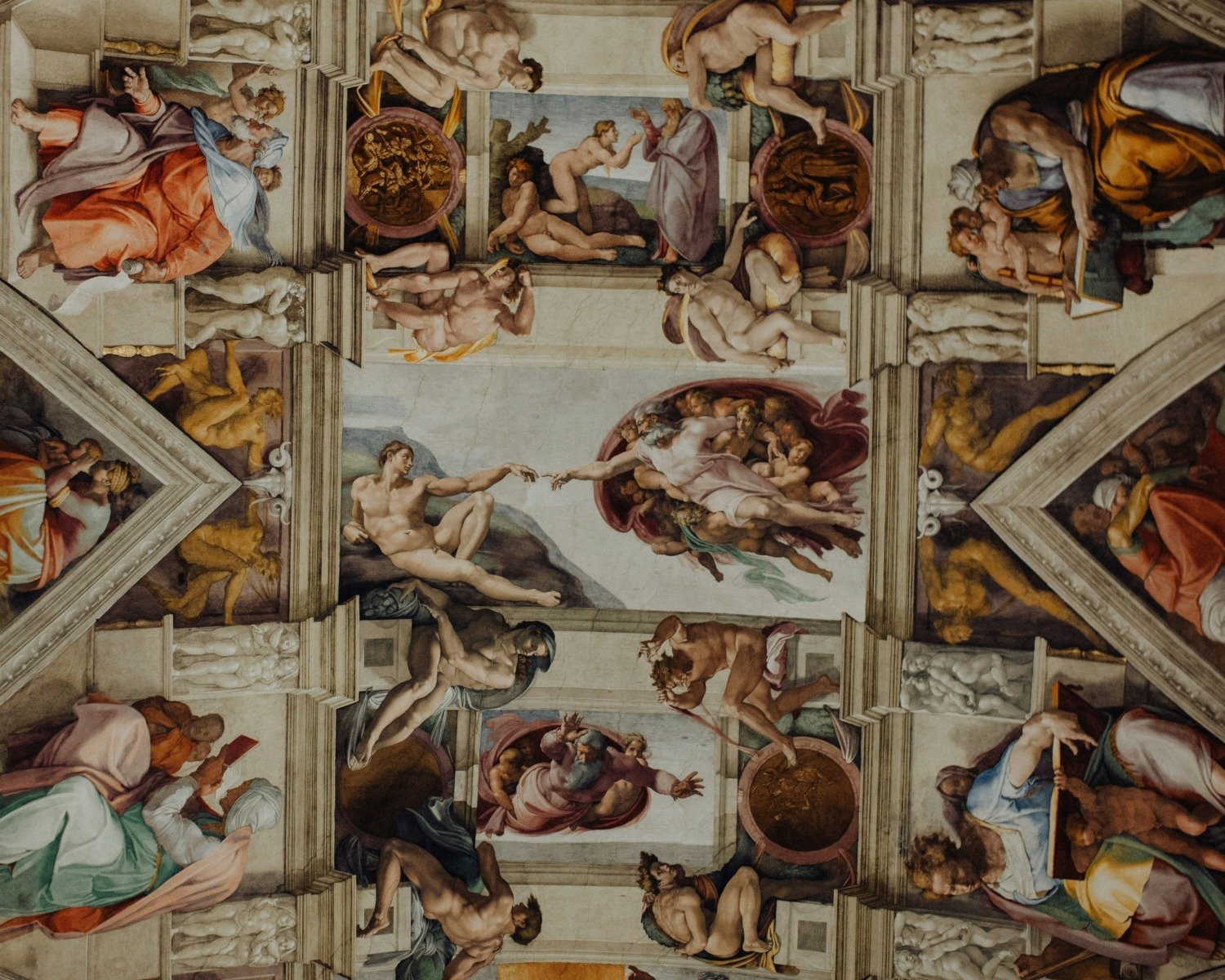 Capodopera renascentistă „Judecata de Apoi” a lui Michelangelo, pictată pe tavanul Capelei Sixtine din Vatican, va fi supusă unei importante operațiuni de restaurare după trei decenii de la ultima intervenție