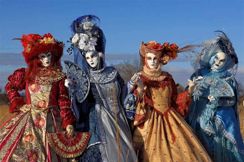 Germania se pregătește pentru un sezon de carnaval surprinzător de prosper, în ciuda reducerii duratei tradiționale a sărbătorilor în 2026